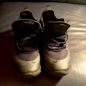 Youth 4 Black Air Max